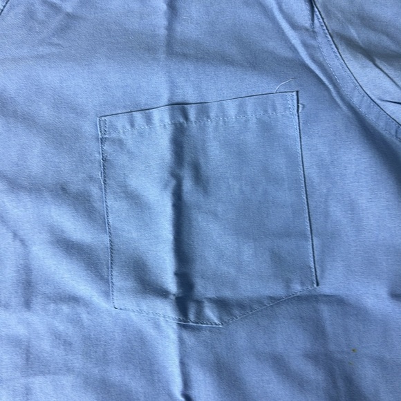 Nursing scrub reversible top blue size large - Picture 5 of 5